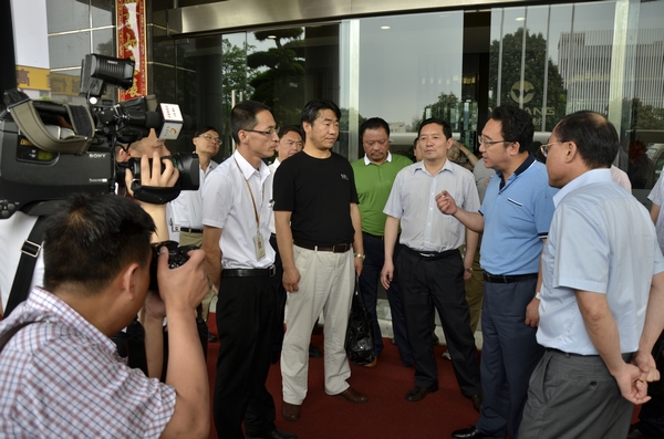 �|�t�̧��ñڦ۪v�{�H���F���q��F�˦{���@��Y�{�ڥq�ҹ���ɤu�@