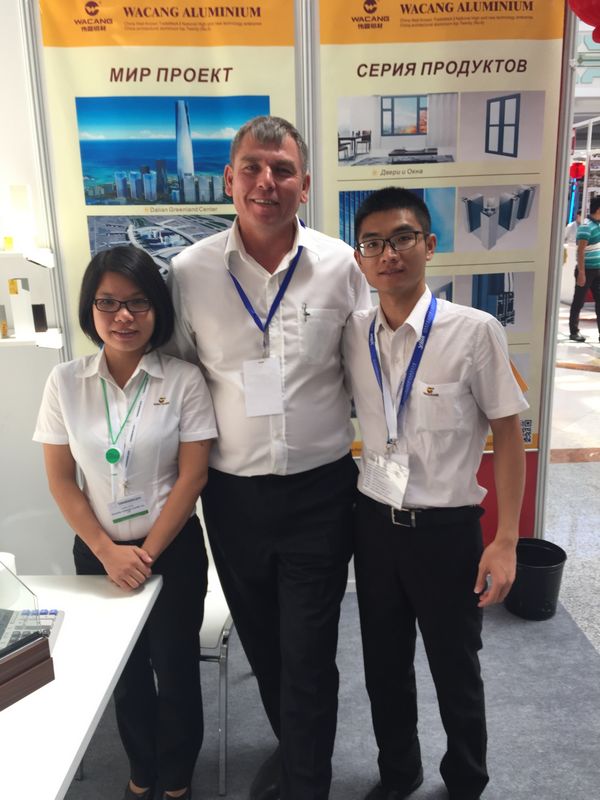 �ڥq�ѥ[2015�~�g�w�Ҵ��Z��ګا��i���|