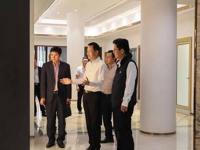 �n���ϬF����ɤ@��Y�{�ة����νլ�ҹ�]�G�^