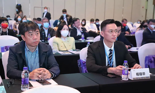 南宫NG28集团销售总经理刘洪之、副总经理杨锦华代表出席活动